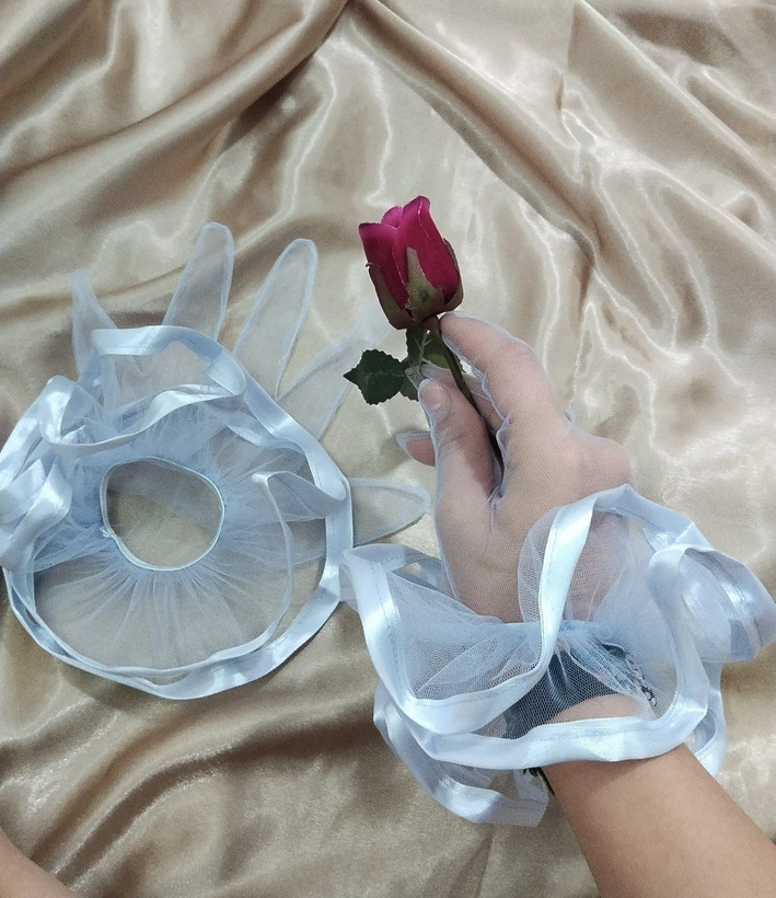 دستکش توری ساده ، مچی پر چین(که طبق سایز دستت خودت تهیه میشه پس توضیحات مههههم)
